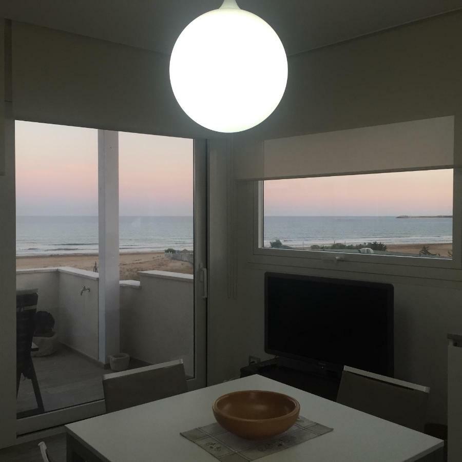 Un Angolo Di Mare Pozzallo Exterior foto